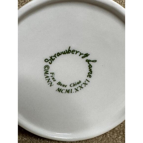 Vintage Serving Bone China Strawberry Lane Jam Jelly Server from MANN 1981 - Picture 7 of 7